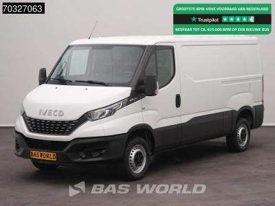 Iveco Daily 35S18 3.0L Automaat Laag Dak L2H1 3,5t Trekhaak Navi LED Airco Cruise Camera Werkplaatsinrich vendida por BAS World B.V.