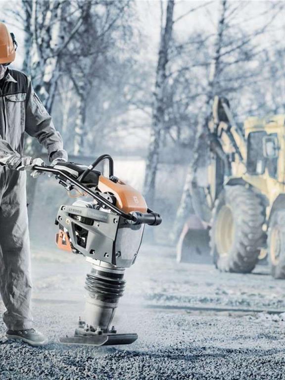 EMM Husqvarna LT6005 Foto 4
