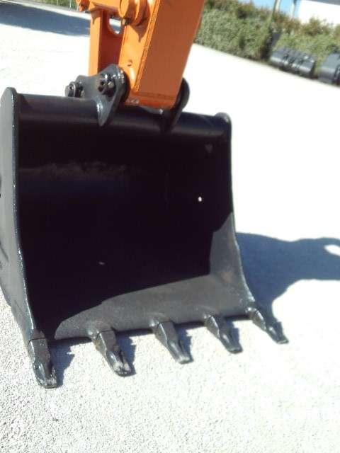 Hitachi ZX135US-6 Foto 12
