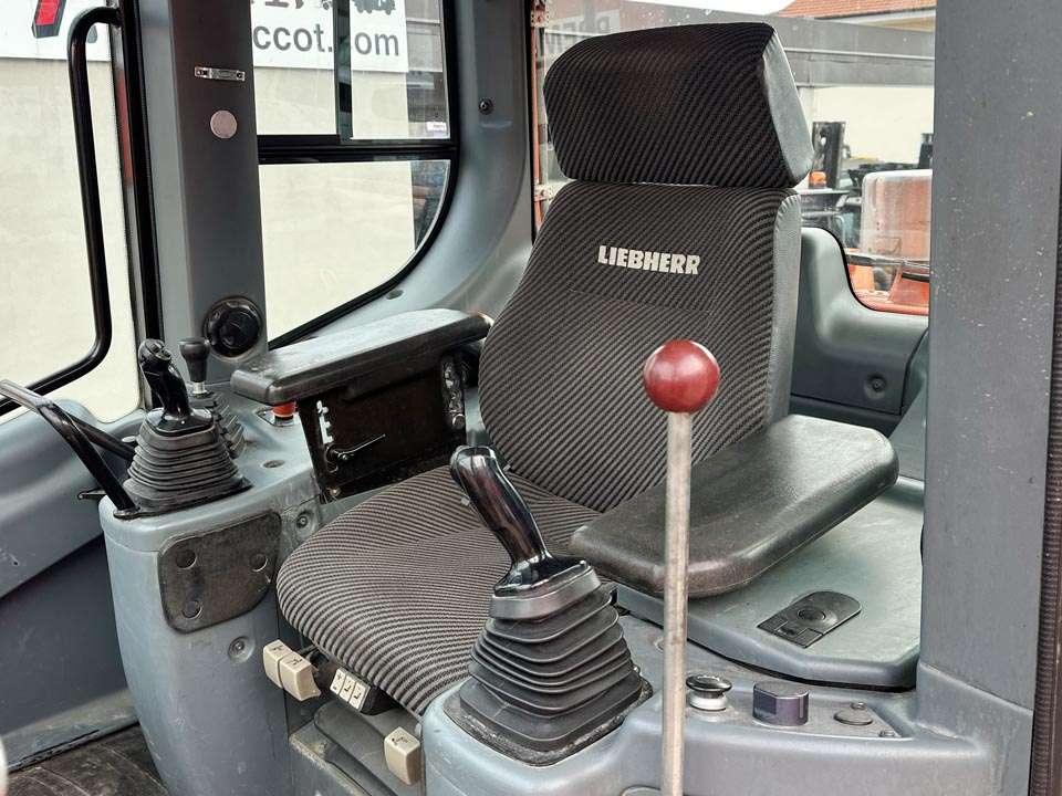 Liebherr LR634 Foto 14