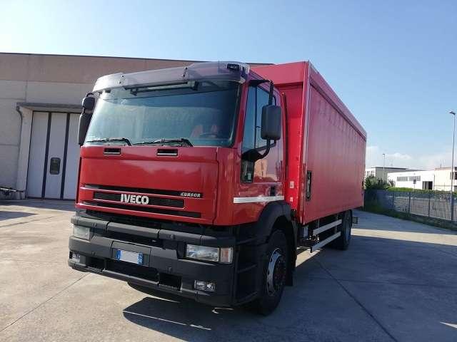 Iveco Cursor 190E31 Foto 6