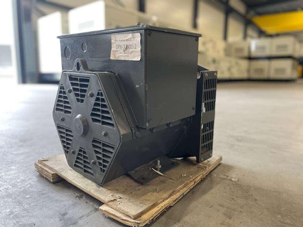 DPX SF-164C - 13 kVA Alternator - DPX-33801 Grupo electrógeno Foto 4