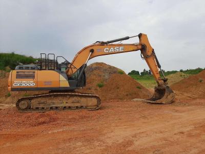 Case CX300D MONO vendida por Iveco Orecchia Spa