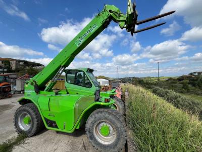 Merlo P65.14HM vendida por Omeco Spa