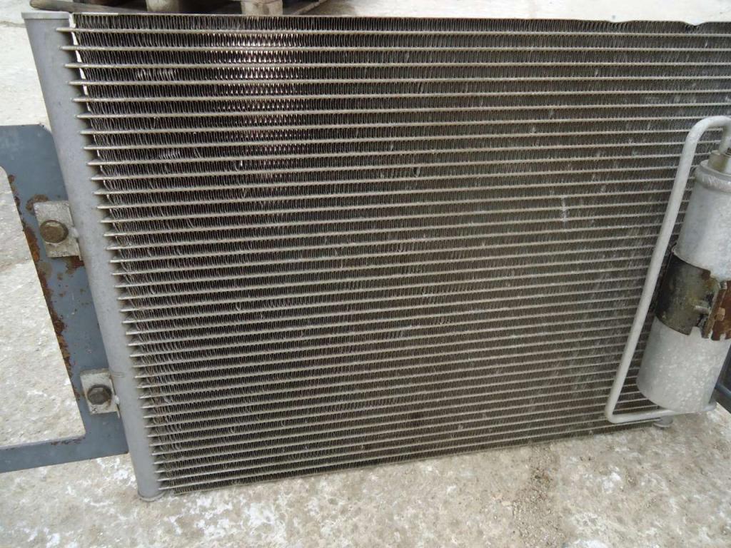 Radiador del aire acondicionado para Hitachi ZAXIS 350-3 Foto 3