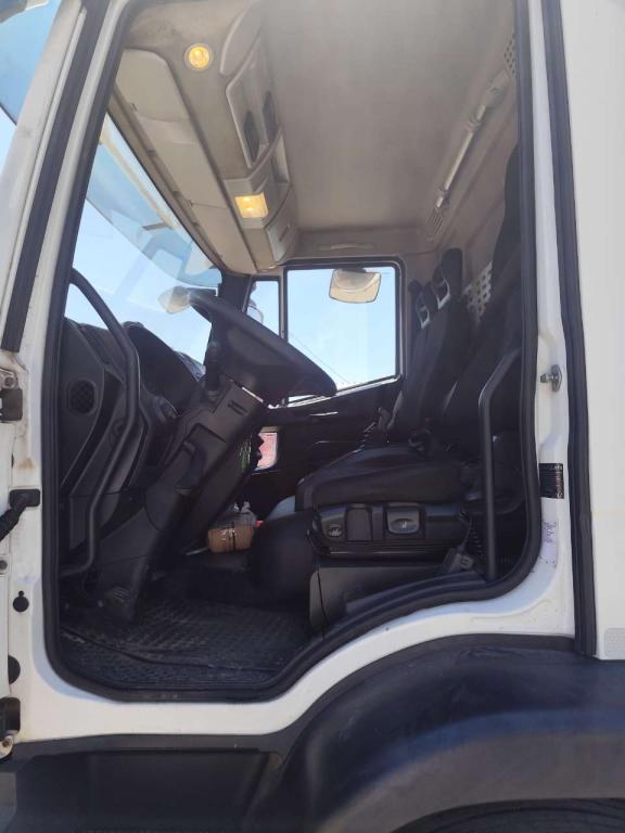 Iveco EUROCARGO CUBE 190-280L Foto 3