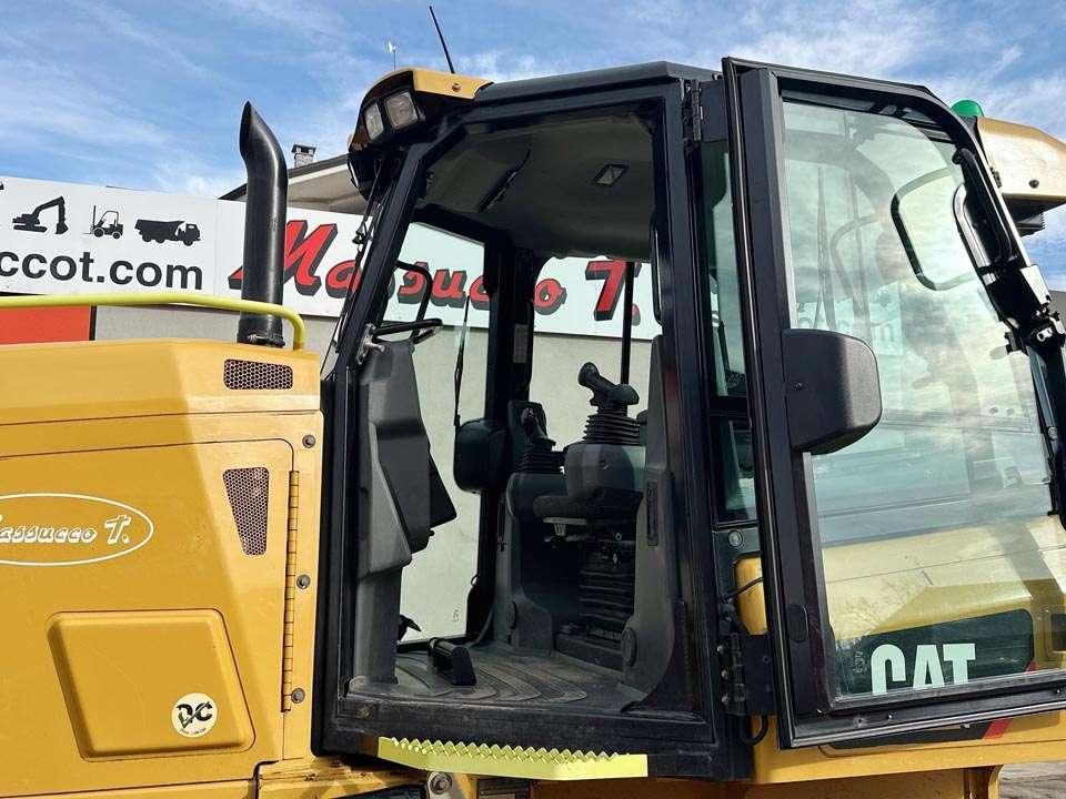 Caterpillar D4K2 LGP Foto 12