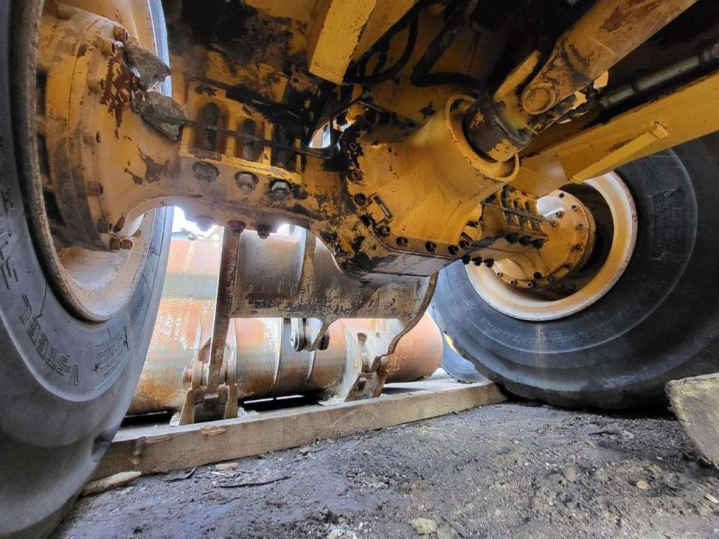 Volvo front axle VOE56005 for Volvo JL120H, JL120HZ, L110E... Foto 2