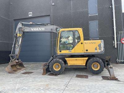 Volvo EW 140 B vendida por Machinery Resale