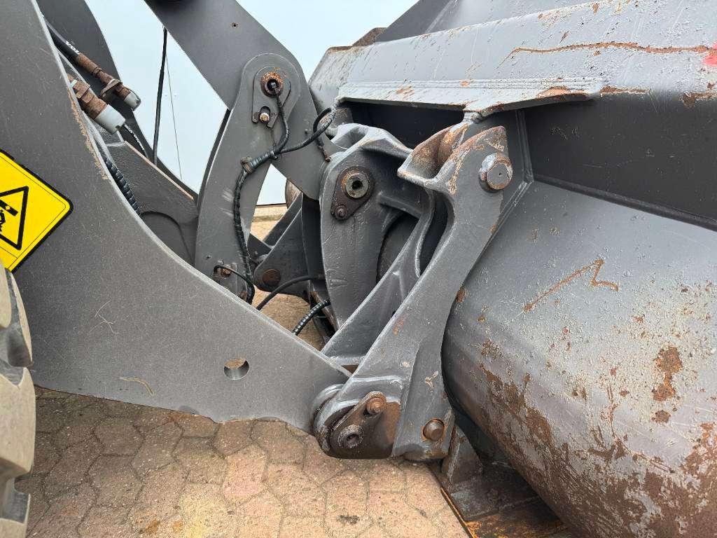 Volvo L90H - 3rd Function / Quick Coupler Foto 21