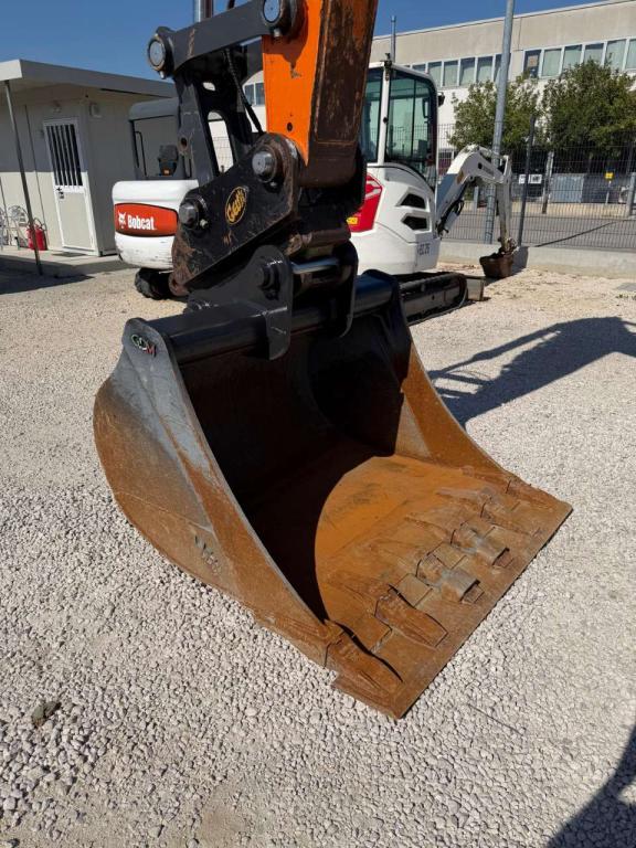 Develon DX245NHD-7 Foto 6