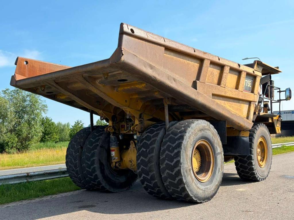 Caterpillar 775E Foto 6