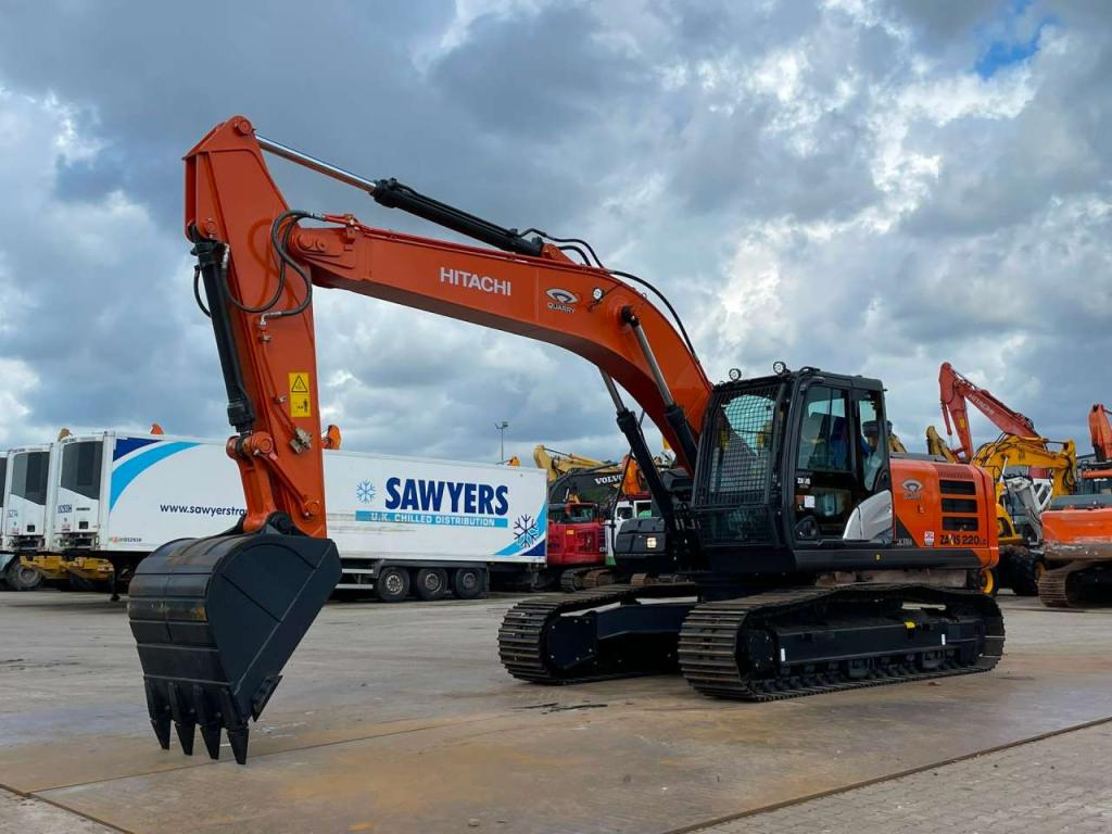 Hitachi ZX220LC-5G Foto 2