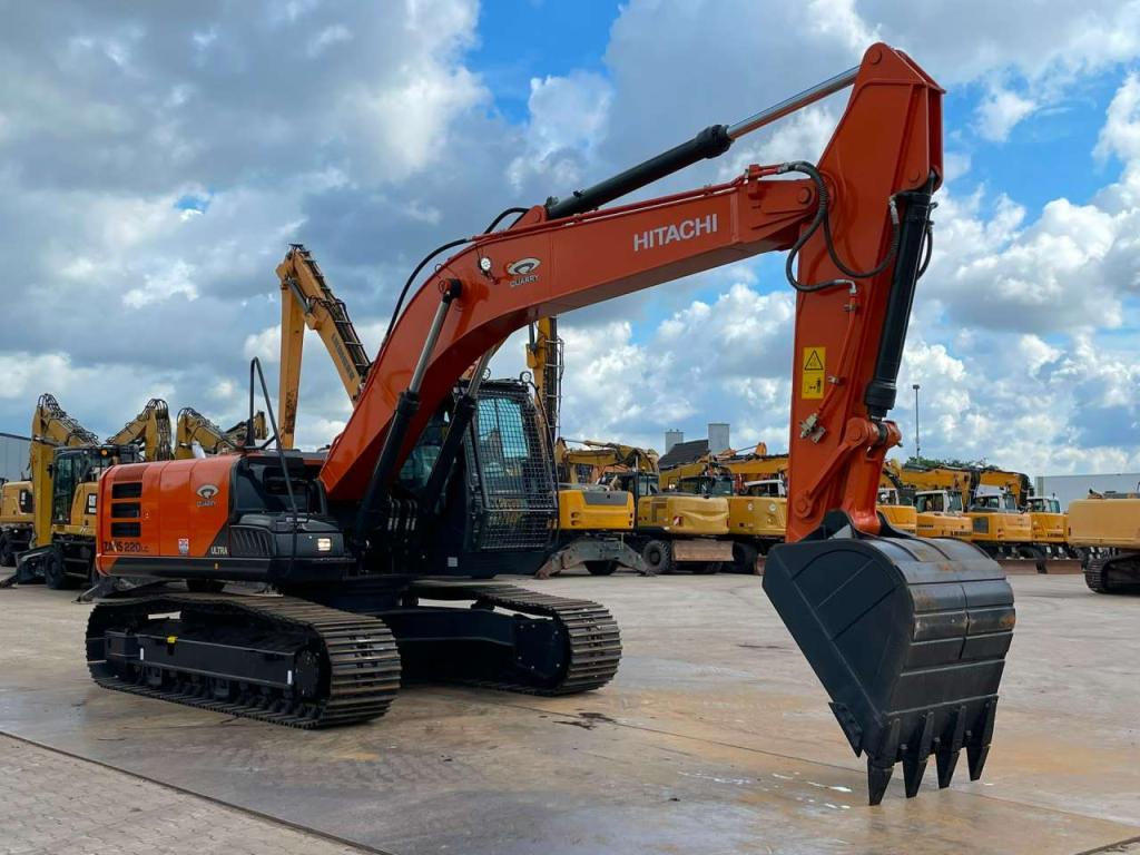 Hitachi ZX220LC-5G Foto 7