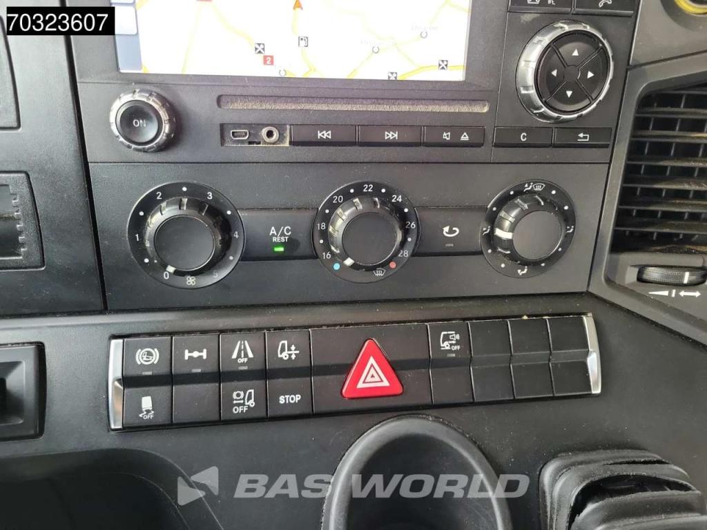 Mercedes-Benz Actros 1948 Actros 4X2 ClassicSpace Retarder Navi Foto 20