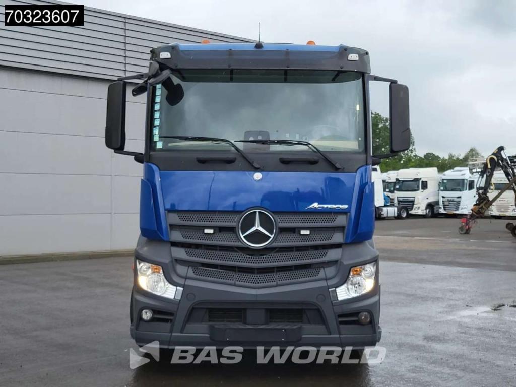Mercedes-Benz Actros 1948 Actros 4X2 ClassicSpace Retarder Navi Foto 8