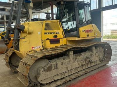 New Holland D180 Foto 1