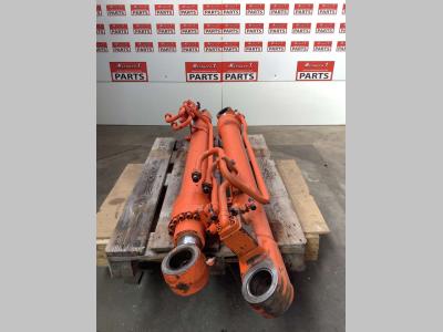 Cilndro de levantamiento para Hitachi ZX160LC vendida por Massucco T. Srl Area Ricambi