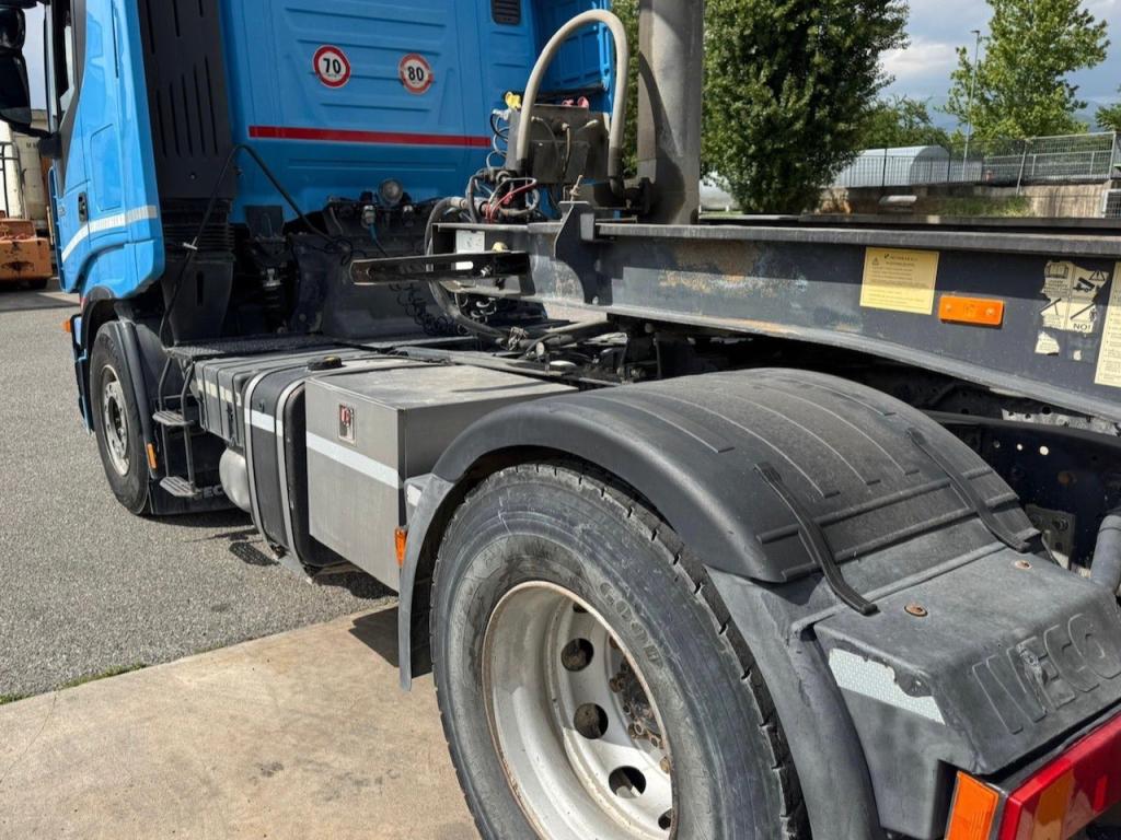 Iveco STRALIS 560 Foto 6