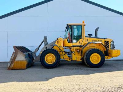 Volvo L120F - Automatic Greasing / Camera / Airco vendida por Boss Machinery