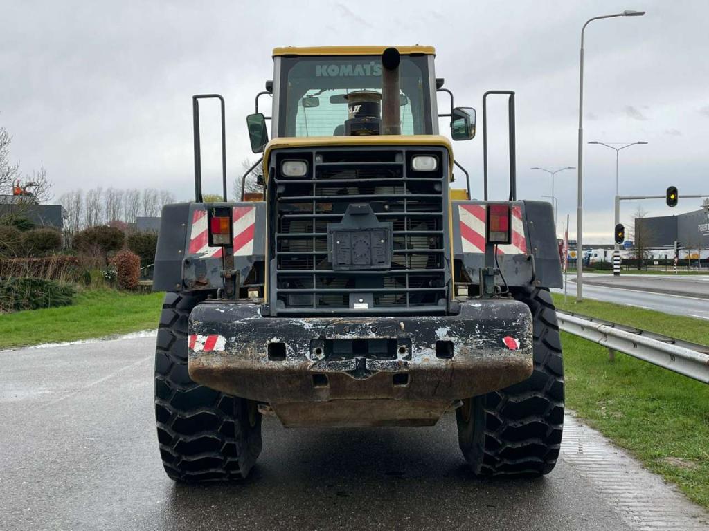 Komatsu WA380-5H Foto 4