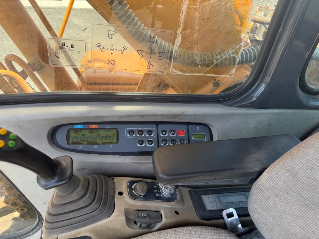 Case Cx210 Foto 4