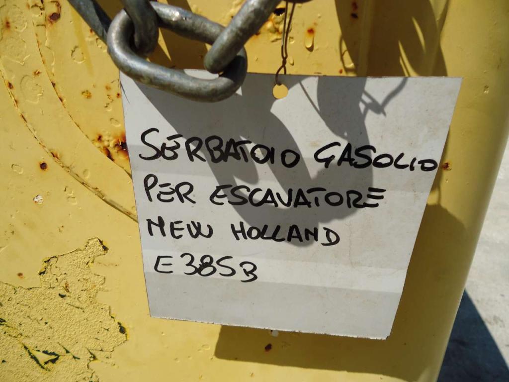Depósito para gasóleo para New Holland 385B Foto 6