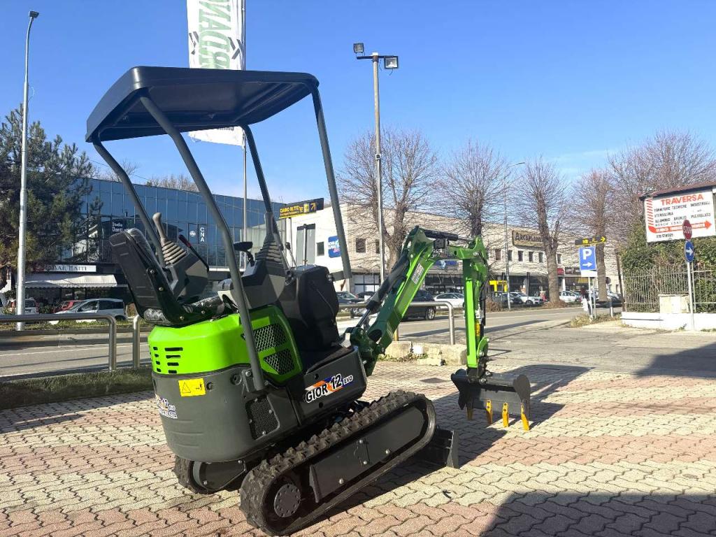 Gior 12 Evo.5 II SERIE - MOTORE KUBOTA 3 CILINDRI - CARRO ALLARGABILE - 4 MONTANTI - BRACCIOLO Foto 5
