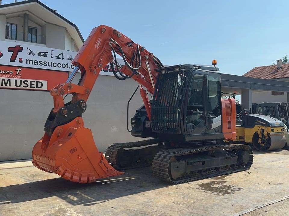 Hitachi ZX135US-5B TUNNELING Foto 1