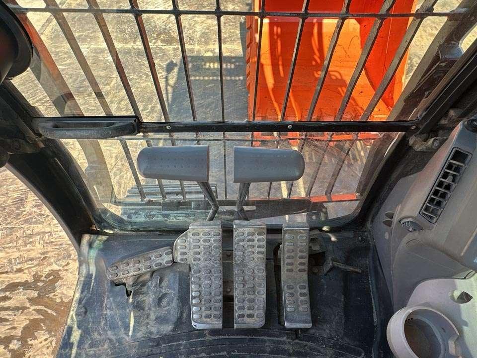 Hitachi ZX135US-5B TUNNELING Foto 17