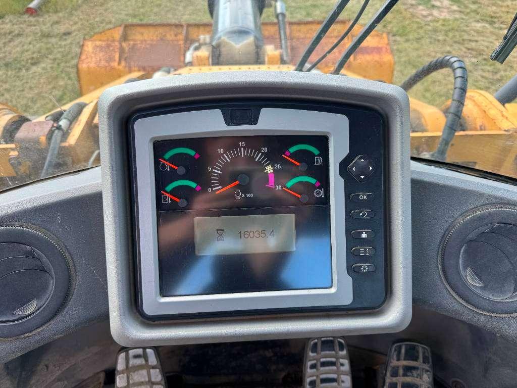 Caterpillar 966K - 3rd Function / Automatic Greasing Foto 23