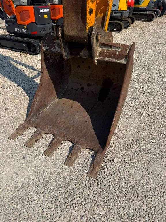 JCB JS130W Foto 18