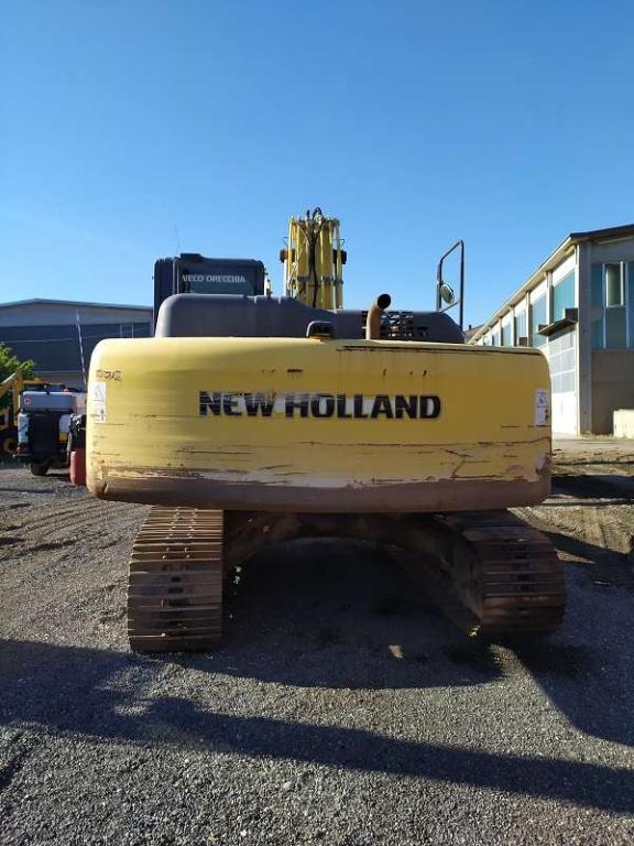 New Holland E265 Foto 3