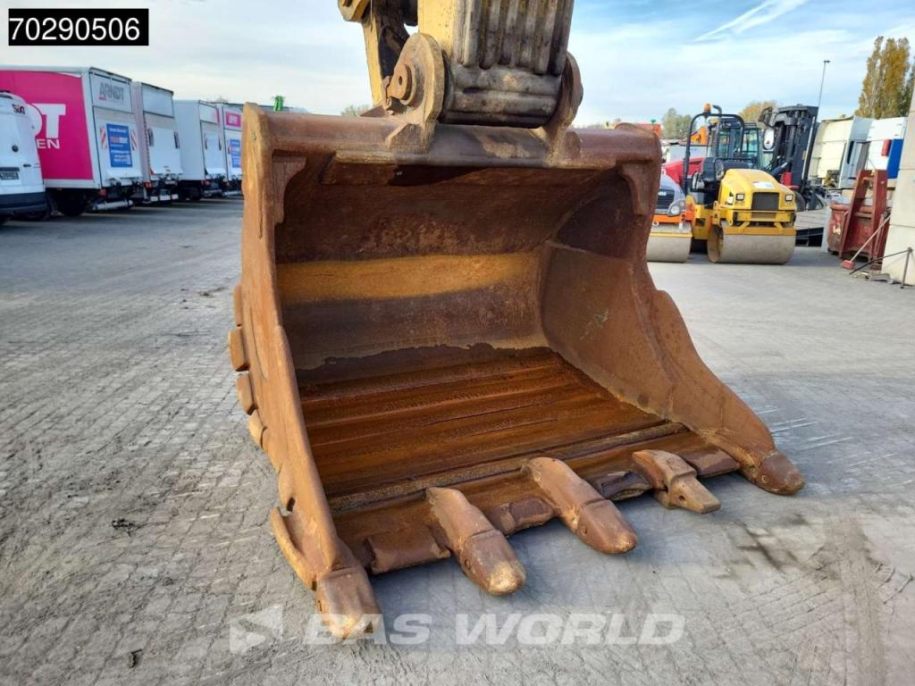 Caterpillar 390 D L Foto 10