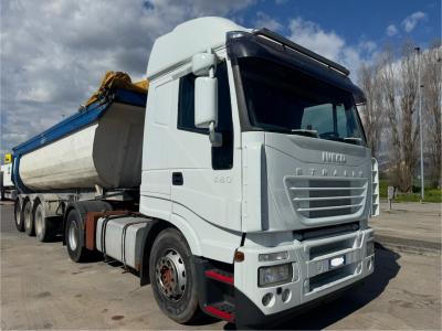 Iveco 480 vendida por Immobilian Trucks Srl