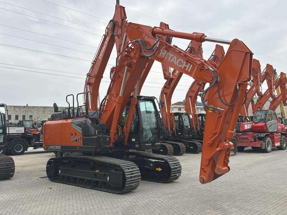 Hitachi ZX240N-7 Foto 17