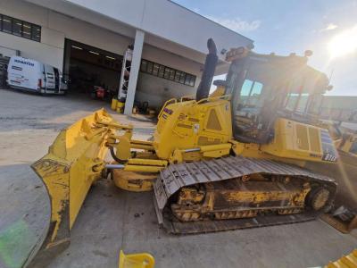 Komatsu D61EX-24 vendida por Varini Srl