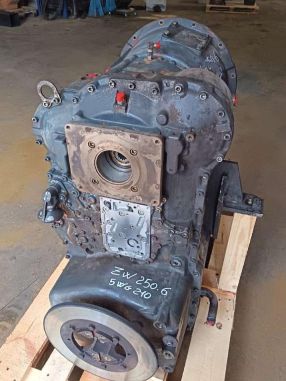ZF 5 WG 210 Foto 1