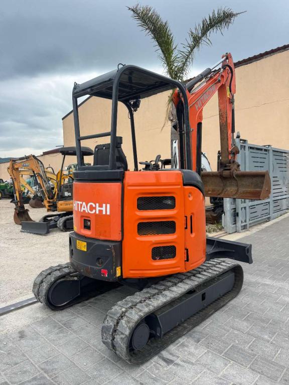 Hitachi ZX26U Foto 2