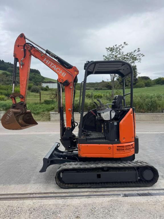Hitachi ZX26U Foto 4