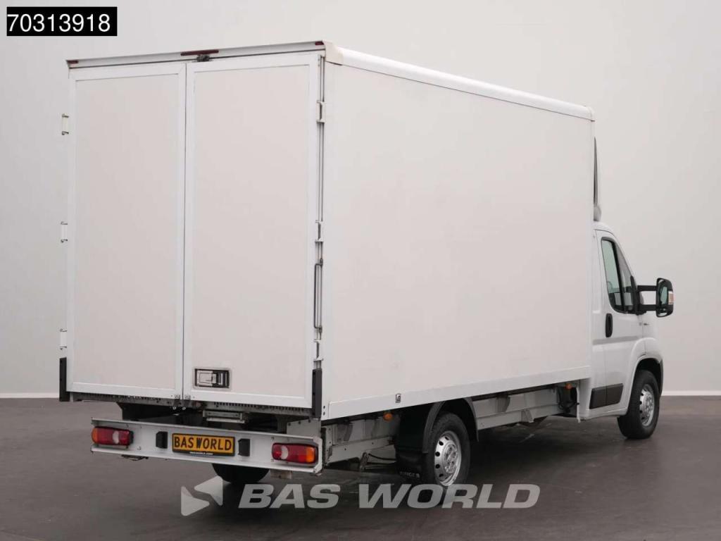Fiat Ducato Bakwagen Achterdeuren 150PK Navi Airco Cruise Euro6 Meubelbak Koffer Airco Cruise control Foto 2
