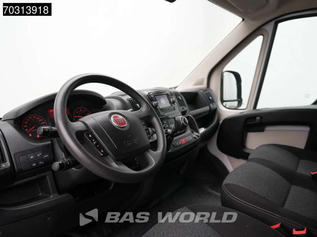 Fiat Ducato Bakwagen Achterdeuren 150PK Navi Airco Cruise Euro6 Meubelbak Koffer Airco Cruise control Foto 5