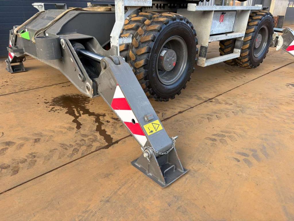 Sennebogen 613E Foto 21