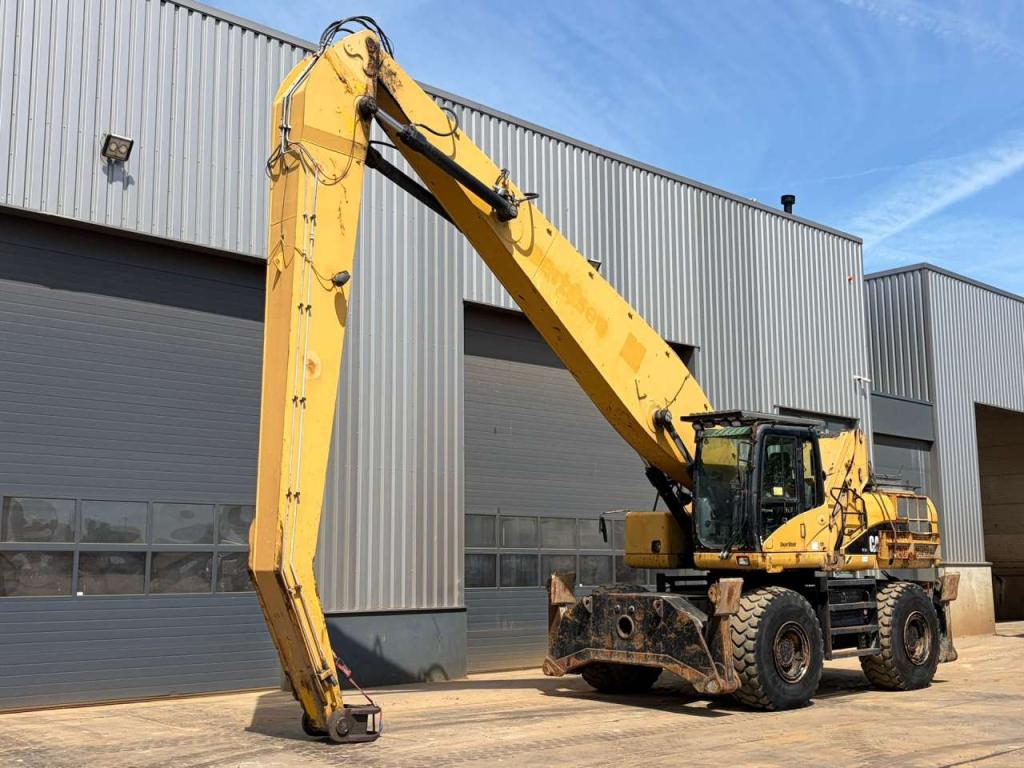 Caterpillar M325DMH Foto 2