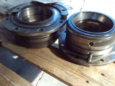 Soporte del cubo del embrague de dirección para Fiat Allis FL14D - FD14 - CODICE 586704 vendida por OLM 90 Srl