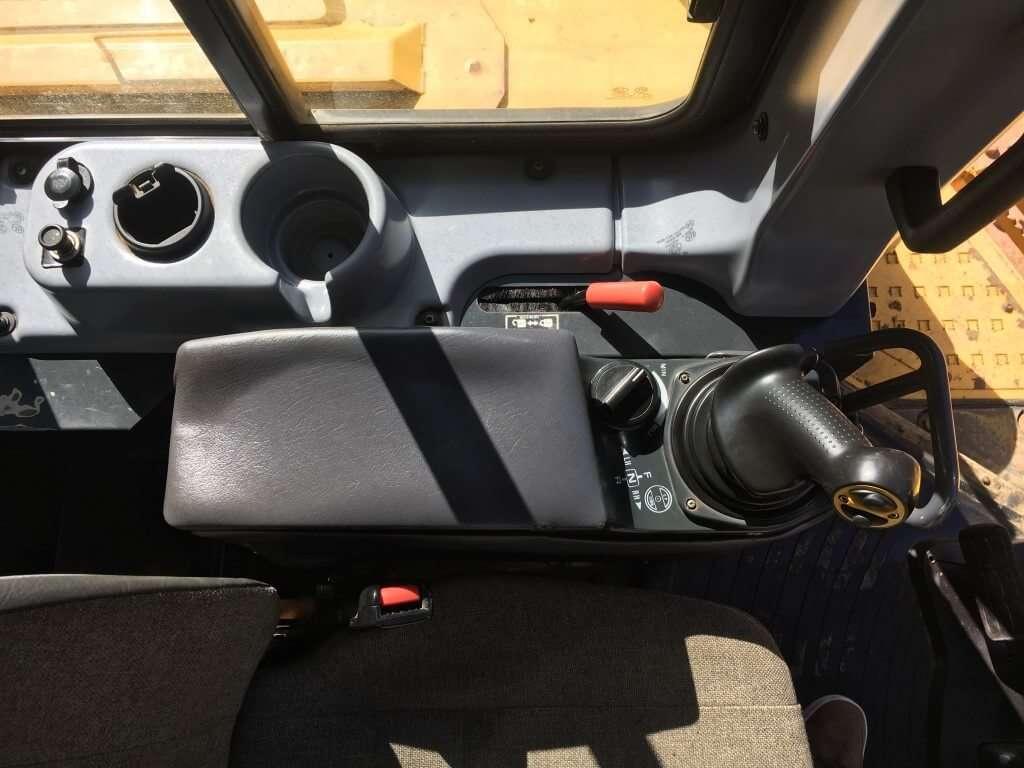 Komatsu D65WX-16 Foto 6