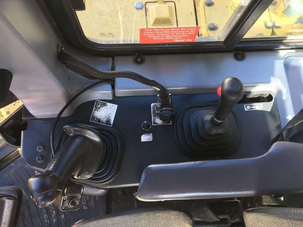 Komatsu D65WX-16 Foto 7