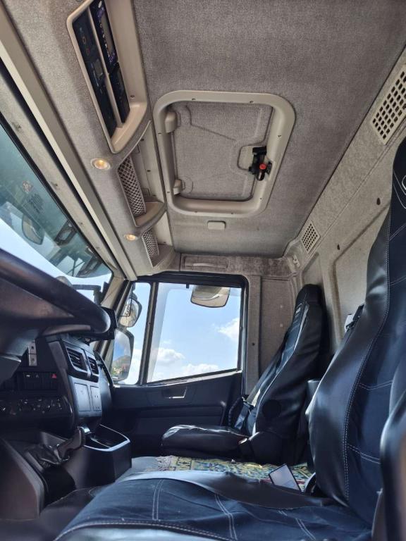 Iveco STRALIS AD190S42 XP Foto 6