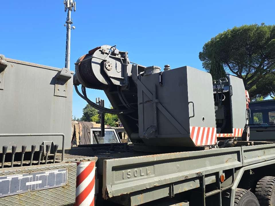 Iveco 260-35 Foto 4
