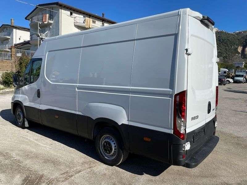 Iveco daily 35-160 Foto 4